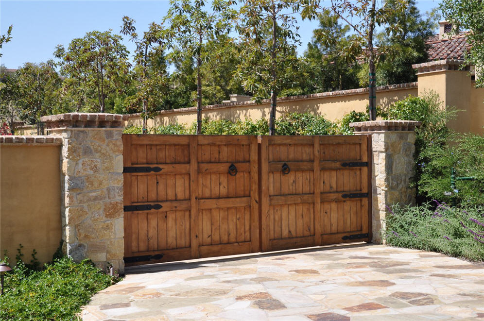 Wood Driveway Gate