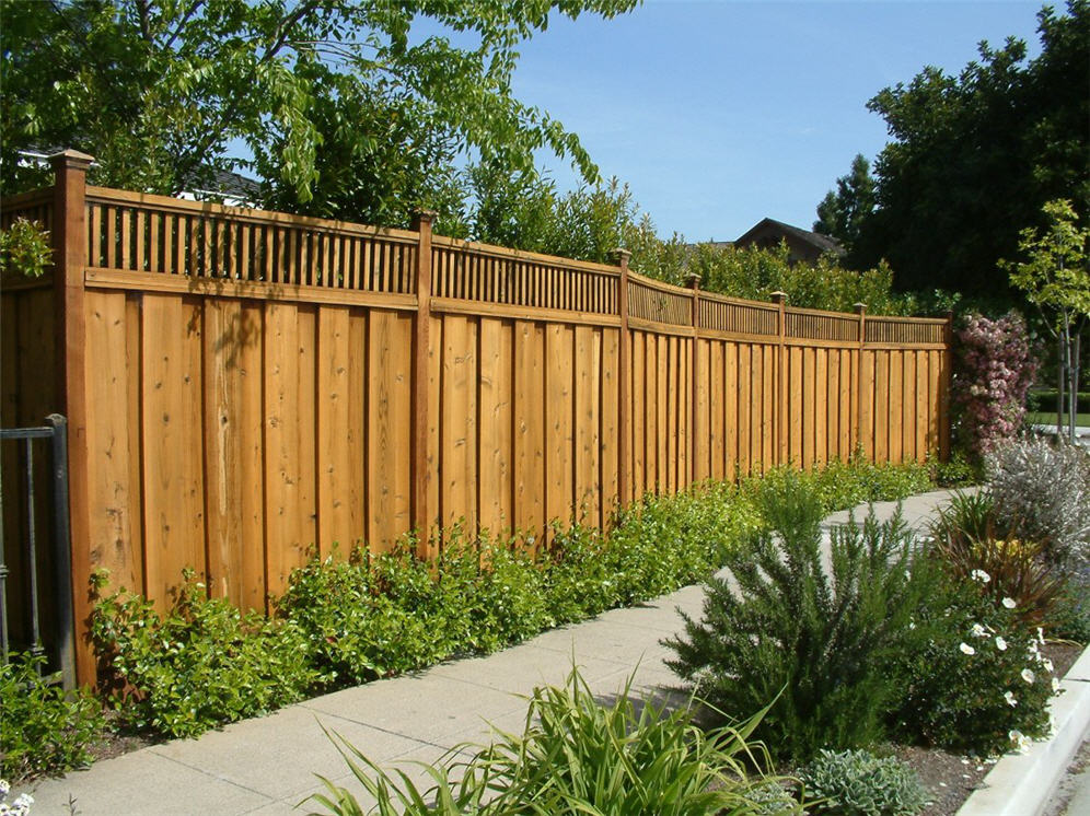 Grand Wood Fence